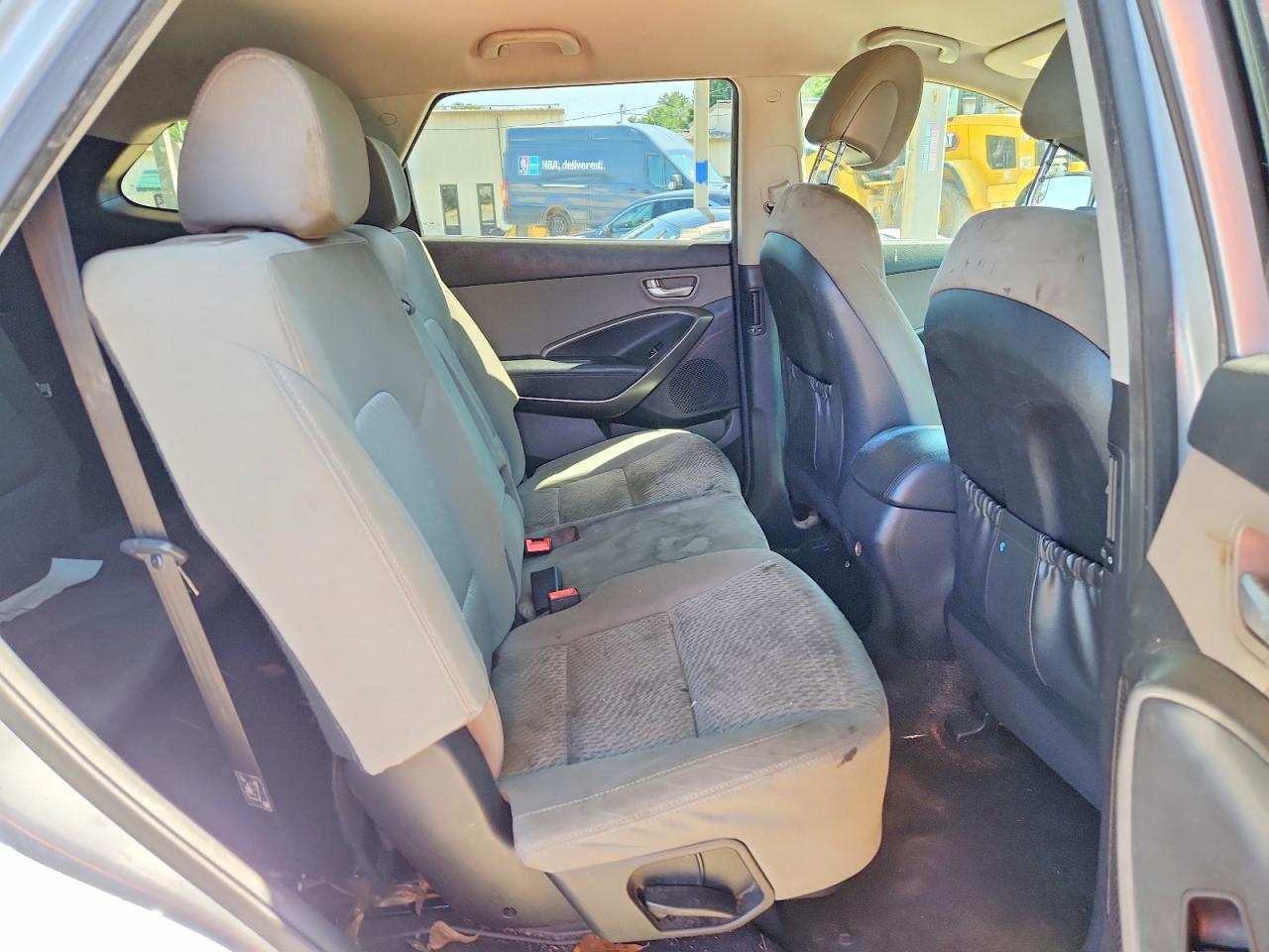 2017 Hyundai Santa Fe Se - zdjęcie 11