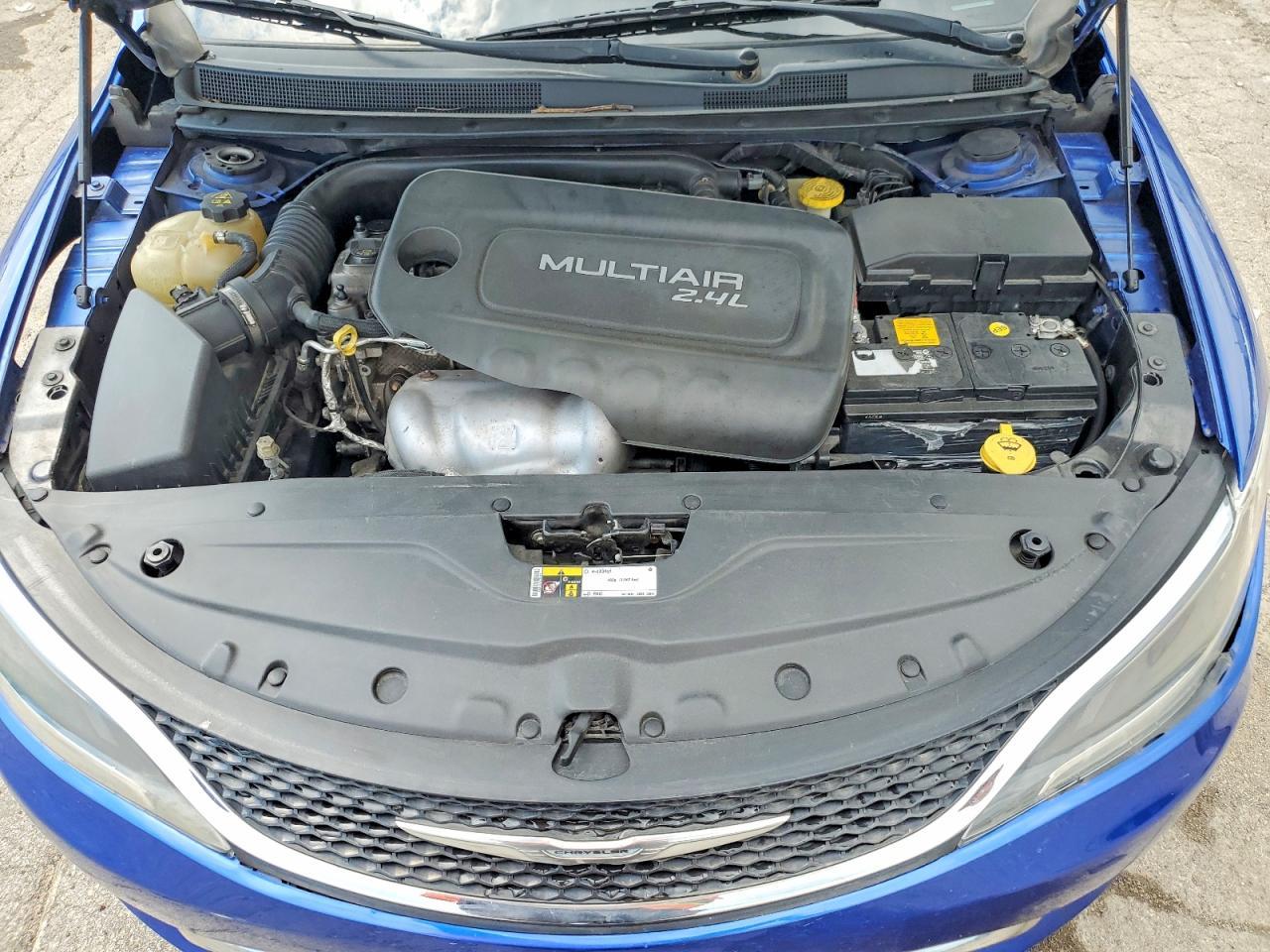 2015 Chrysler 200 Limited - zdjęcie 11