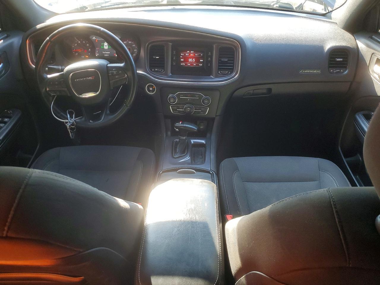 2017 Dodge Charger Se - zdjęcie 8