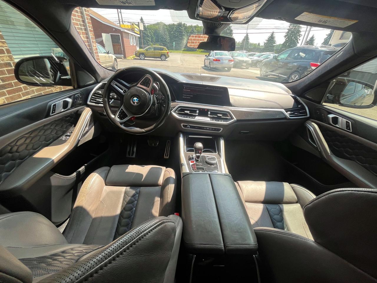 2022 BMW X6 M - zdjęcie 12