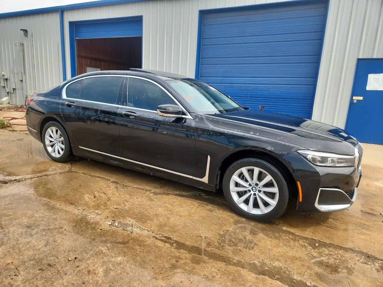 2020 BMW Seria 7 740i - zdjęcie 4