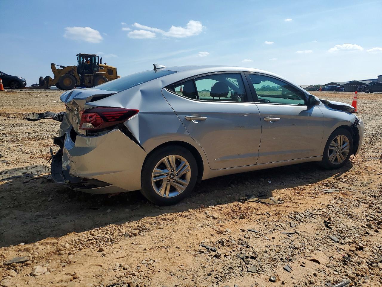 2020 Hyundai Elantra Sel - zdjęcie 3