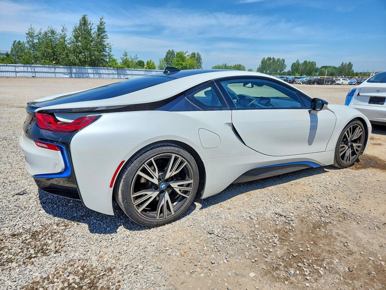 2015 BMW I8 - zdjęcie 3
