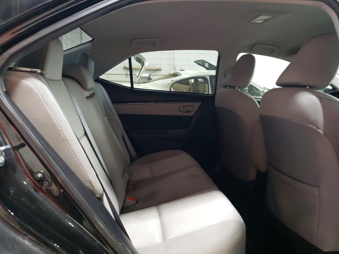 2015 Toyota Corolla Le - zdjęcie 10
