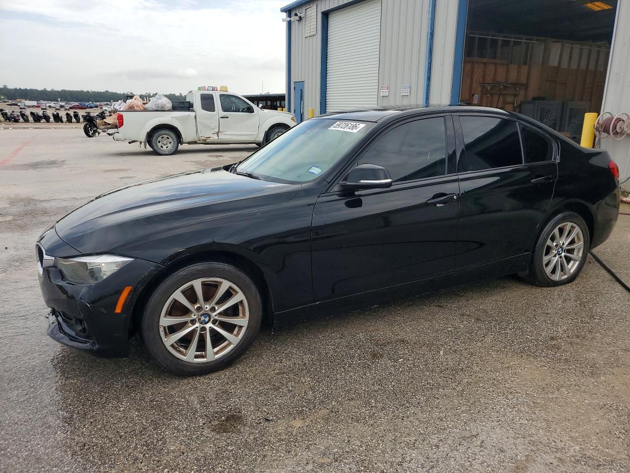 2017 BMW 320 I - zdjęcie główne