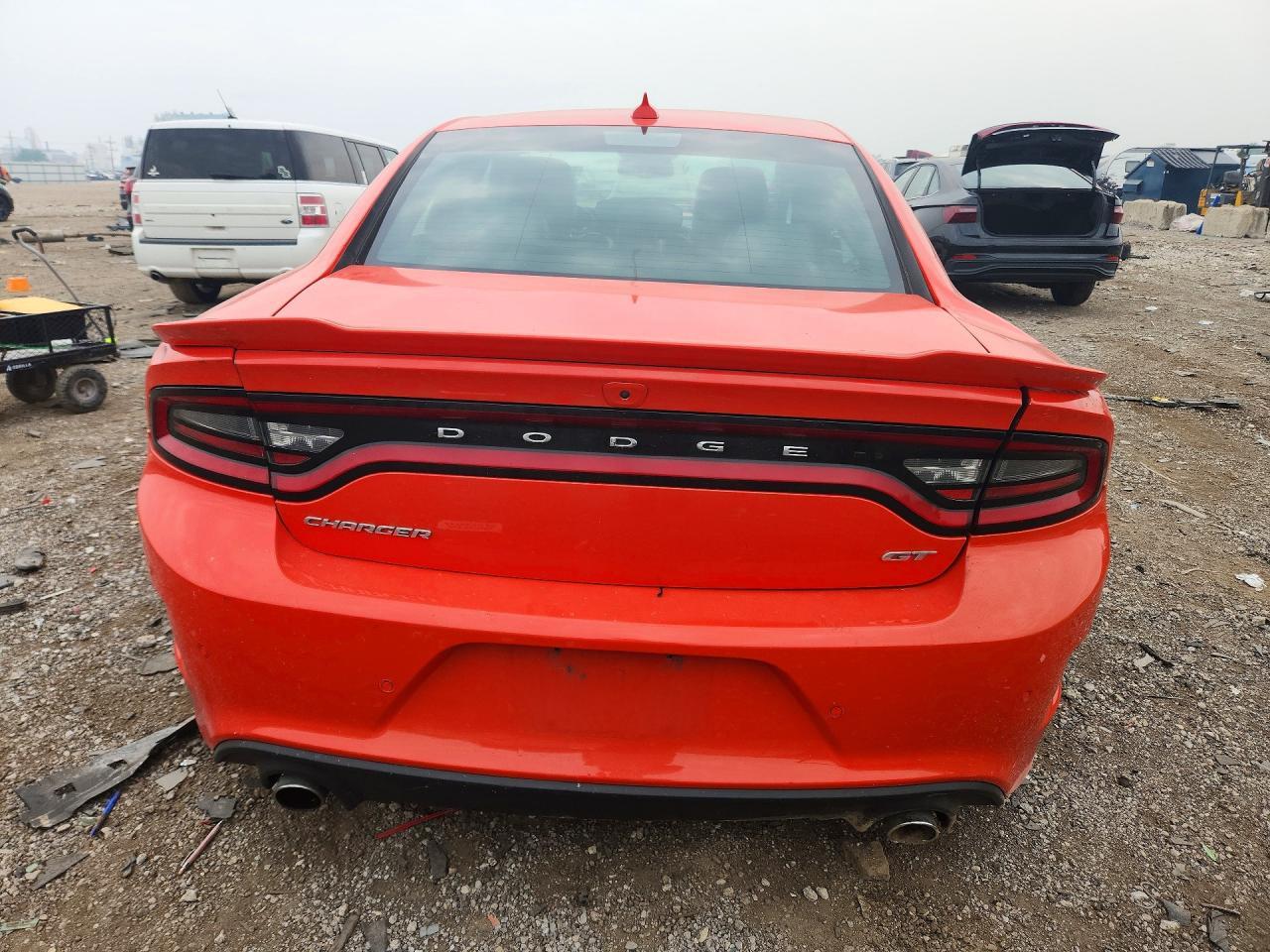 2021 Dodge Charger Gt - zdjęcie 6