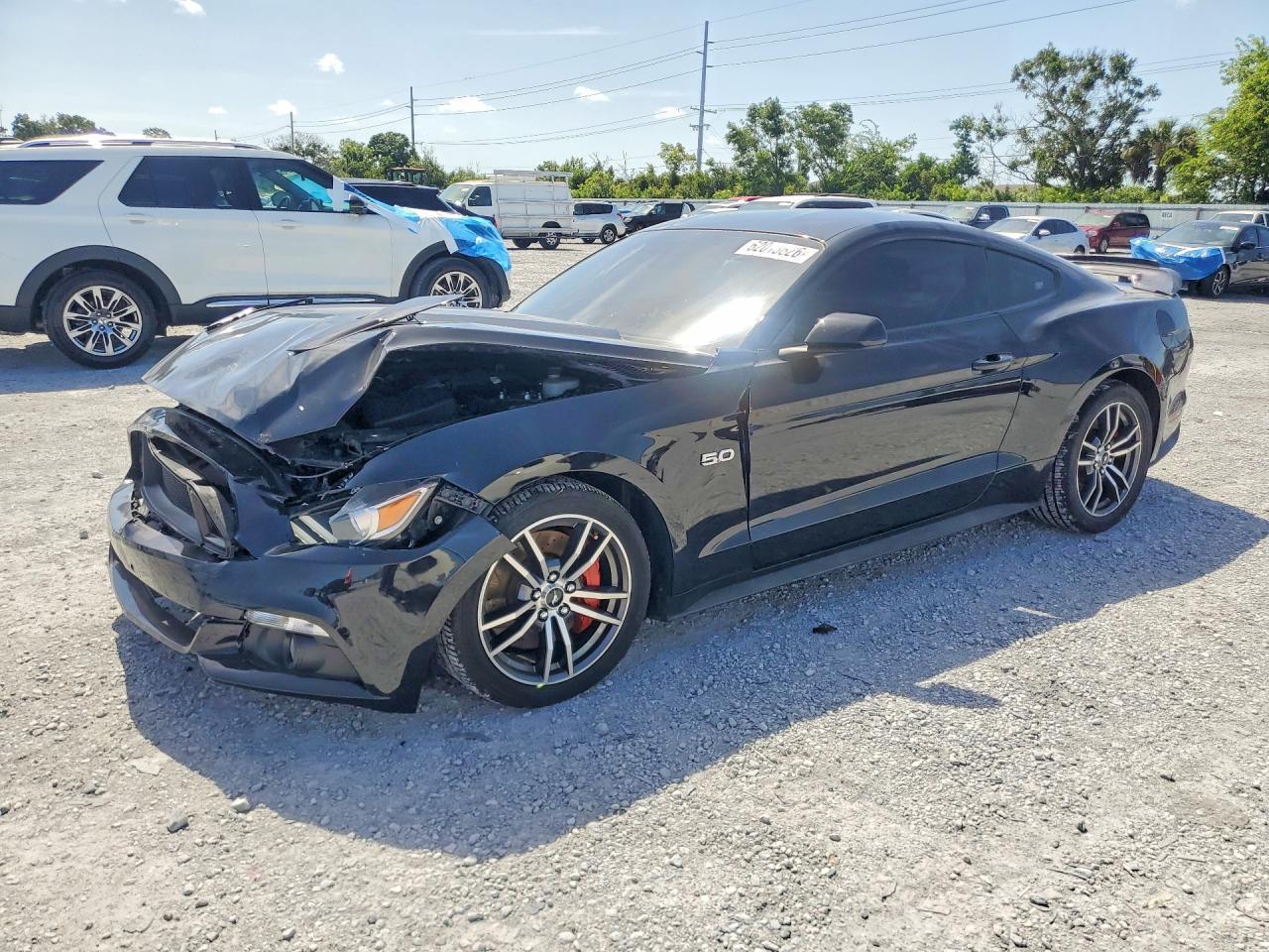 2017 Ford Mustang Gt - zdjęcie główne