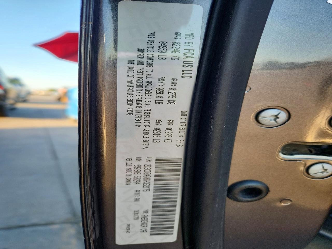 2016 Dodge Challenger Sxt - zdjęcie 13