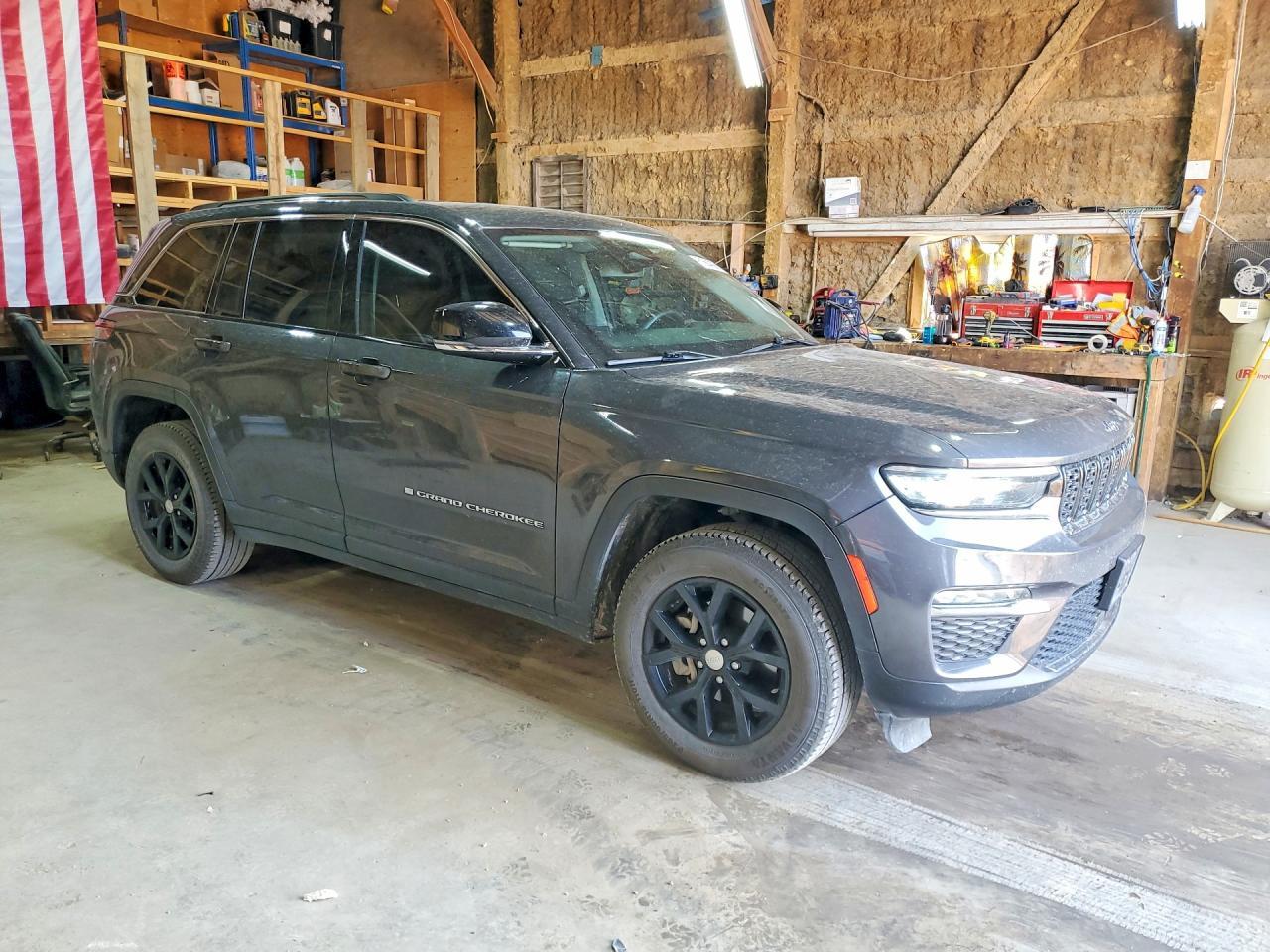 2023 Jeep Grand Cherokee Limited - zdjęcie 4