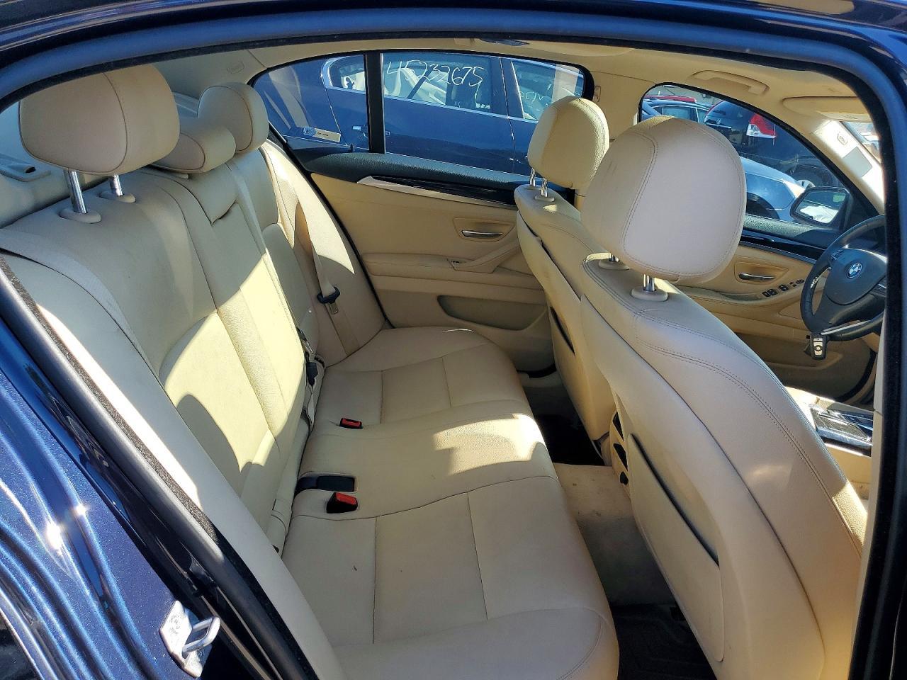 2014 BMW Seria 5 528i - zdjęcie 10