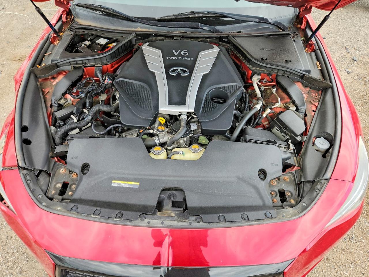2017 Infiniti Q60 Red Sport 400 - zdjęcie 11