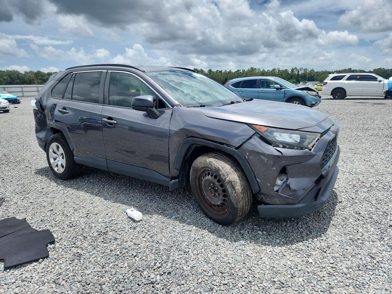 2019 Toyota Rav4 Le - zdjęcie 4