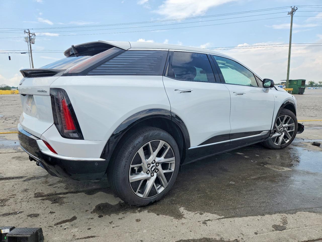 2026 Cadillac Optiq Luxury - zdjęcie 3