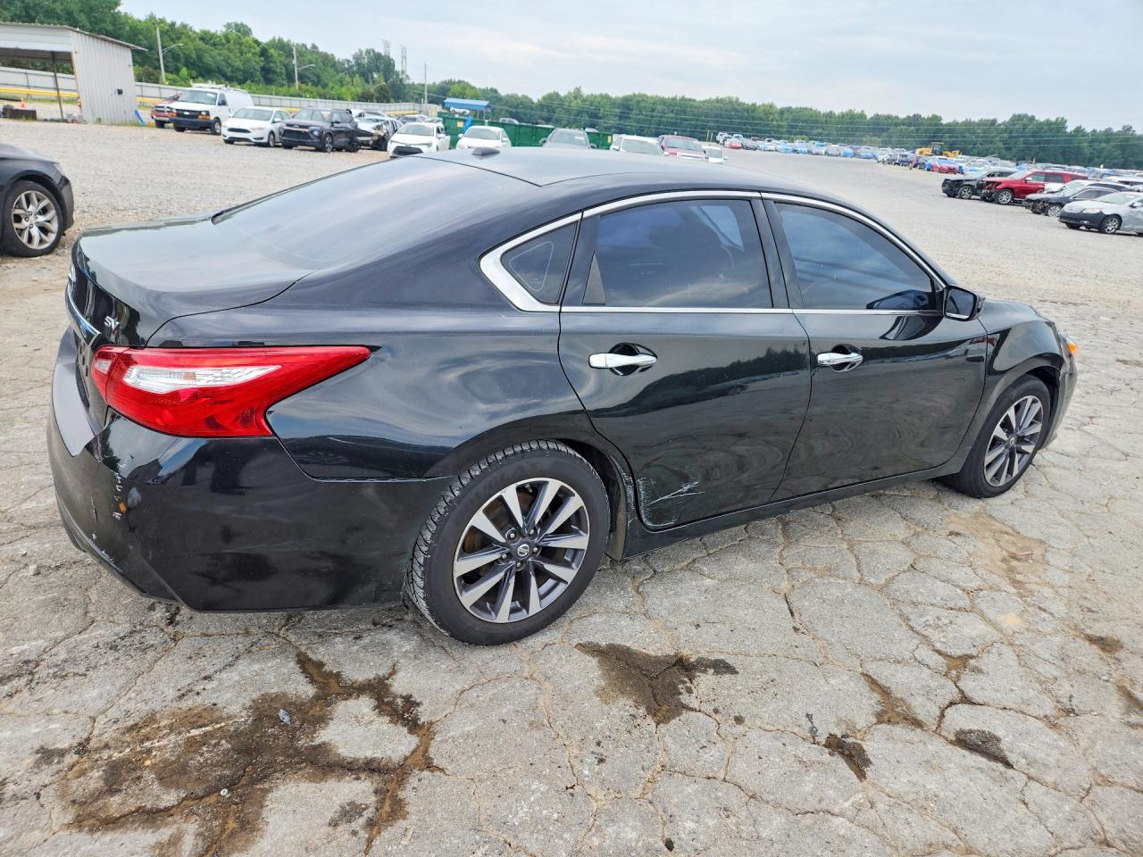 2017 Nissan Altima 2.5 Sv - zdjęcie 3