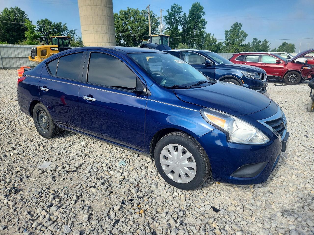 2019 Nissan Versa Sv - zdjęcie 4