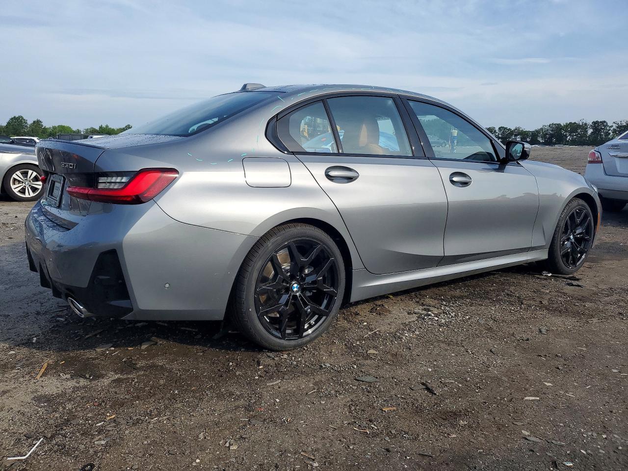 2026 BMW Seria 3 330i - zdjęcie 3