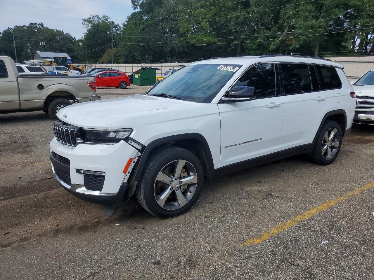 2021 Jeep Grand Cherokee L Limited - zdjęcie główne