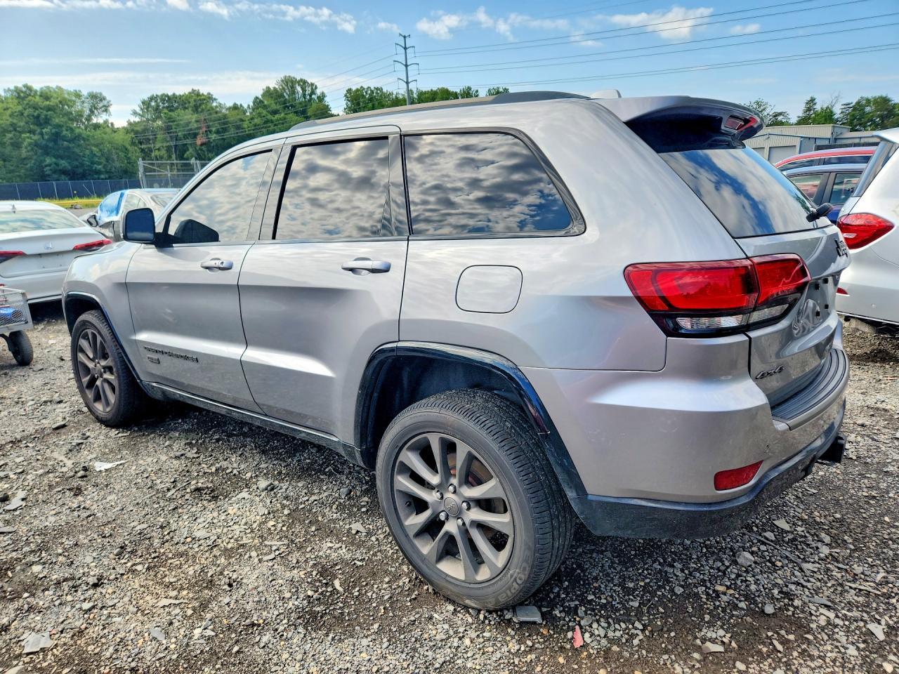 2016 Jeep Grand Cherokee Limited - zdjęcie 2