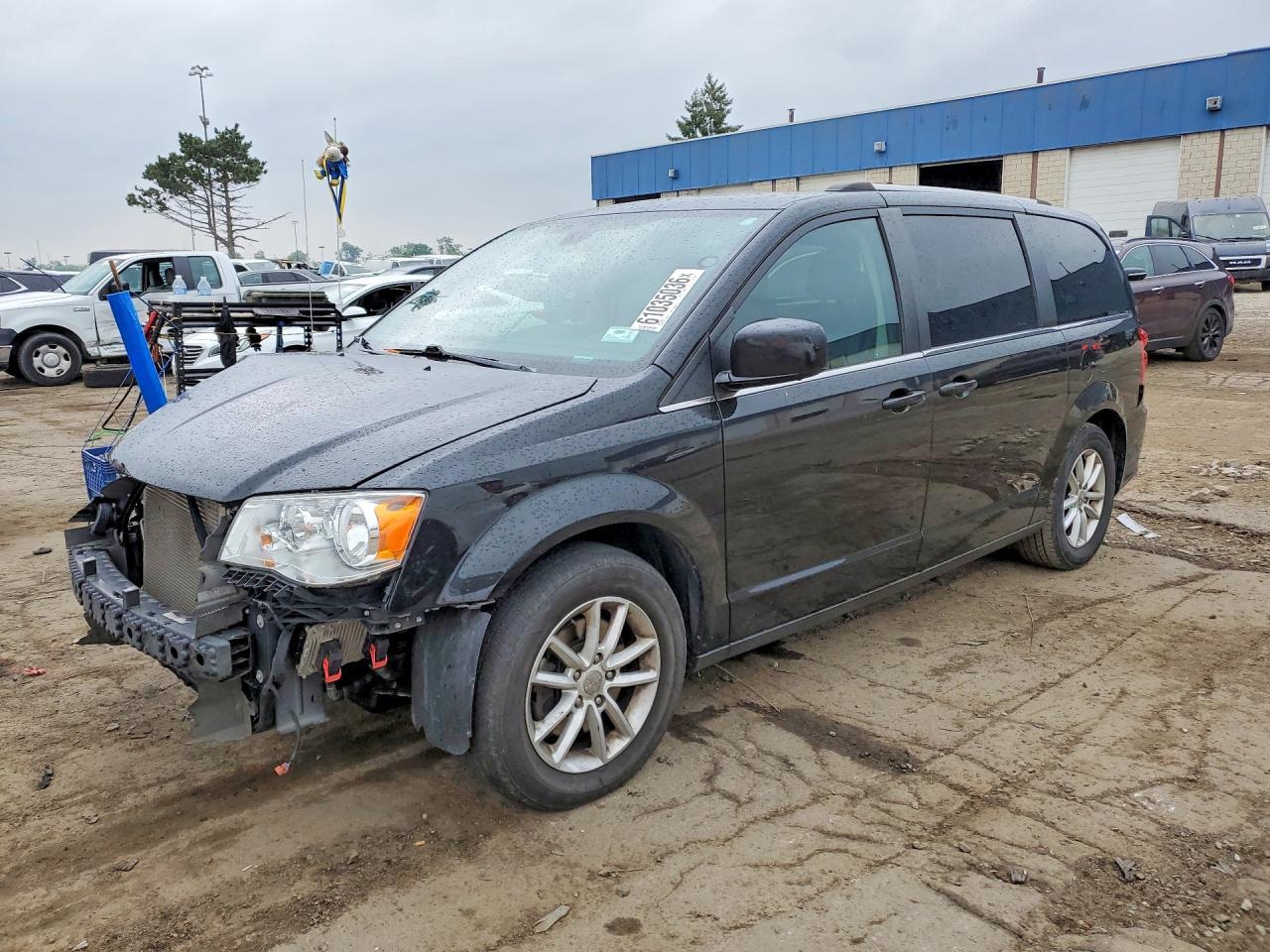 2019 Dodge Grand Caravan Sxt - zdjęcie główne