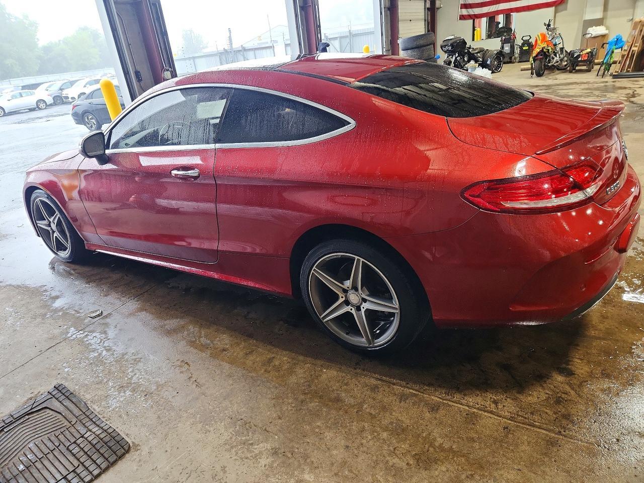 2017 Mercedes-Benz C 300 4Matic - zdjęcie 2
