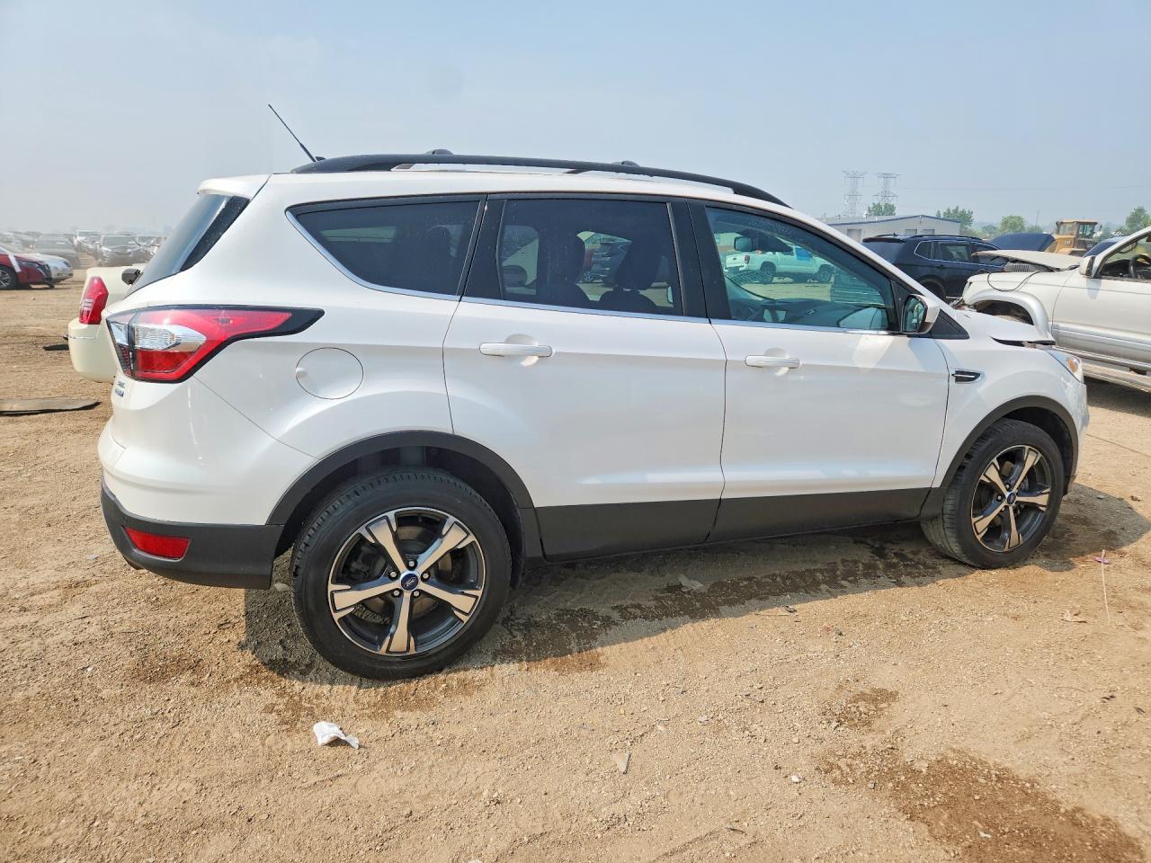 2018 Ford Escape Sel - zdjęcie 3