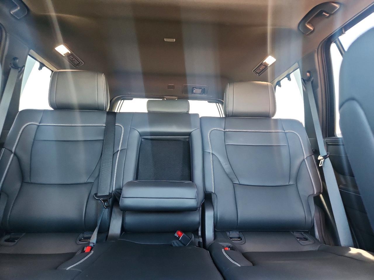 2026 Toyota Sequoia Limited - zdjęcie 10