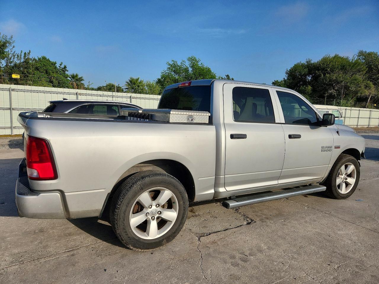 2015 Ram 1500 St - zdjęcie 3