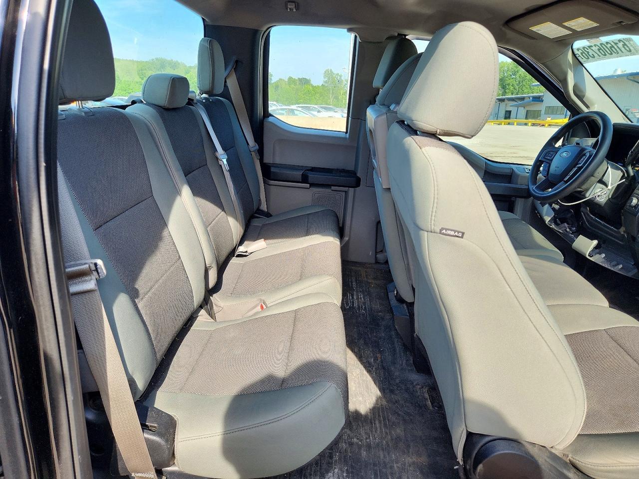 2016 Ford F150 Super Cab - zdjęcie 10