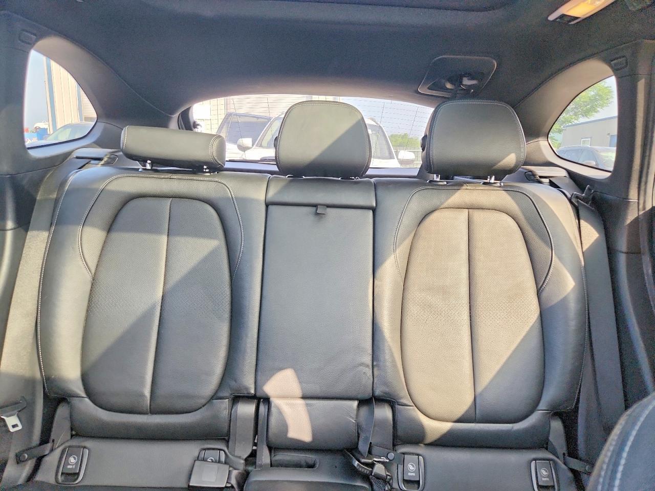 2017 BMW X1 xDrive28I - zdjęcie 10