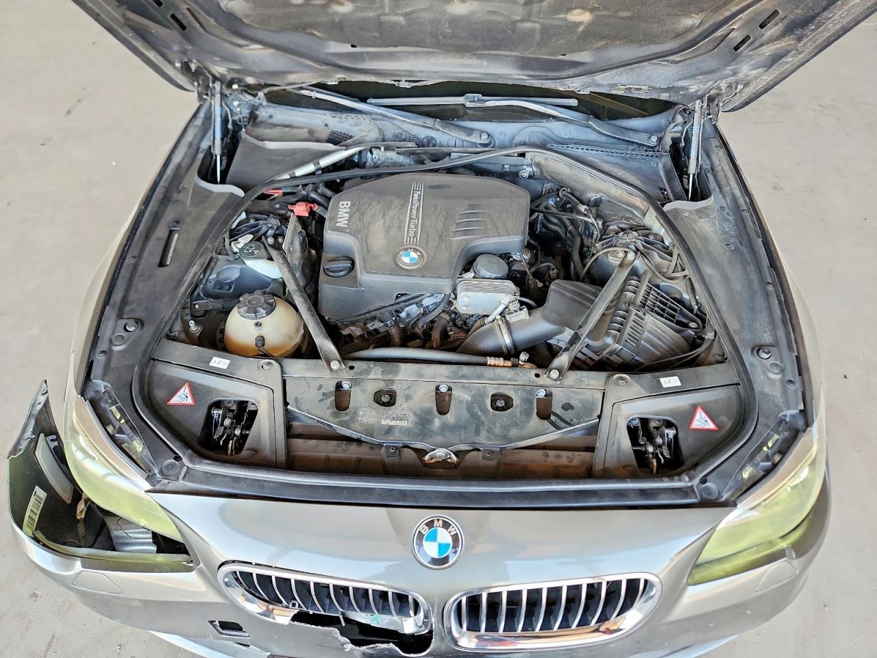 2014 BMW 528 I - zdjęcie 11