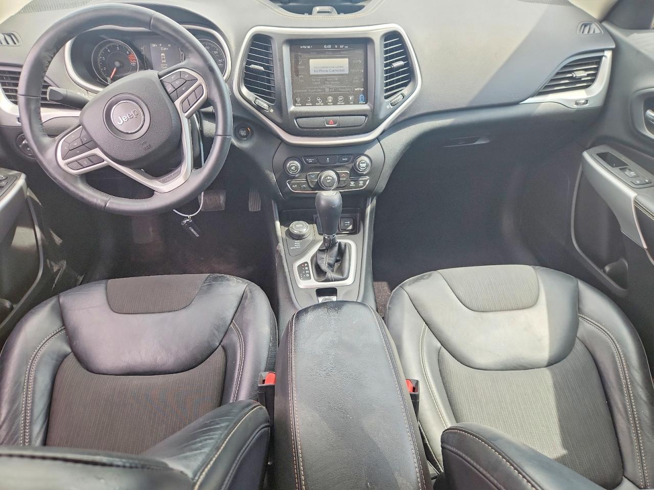 2018 Jeep Cherokee Latitude Plus - zdjęcie 8