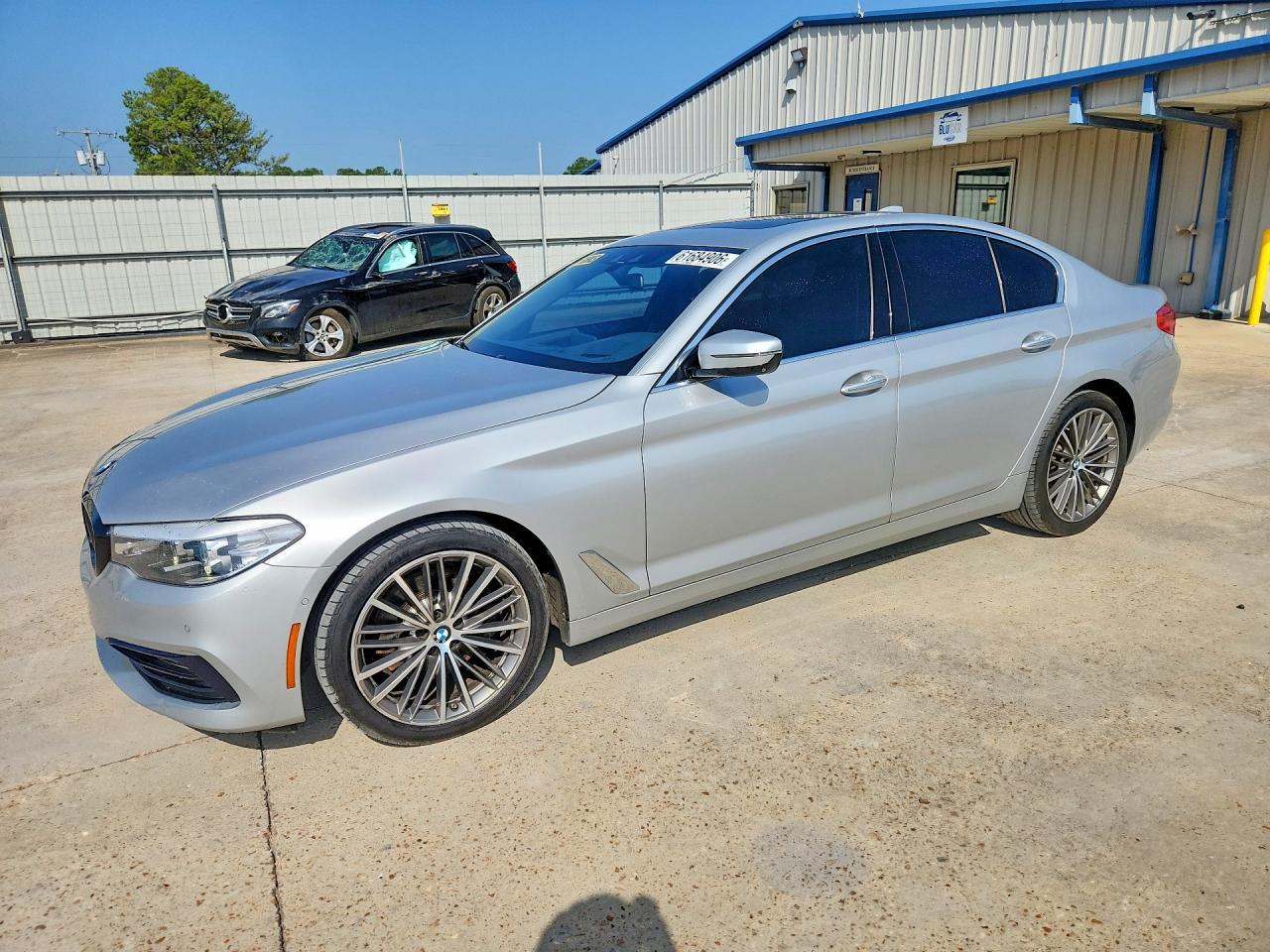 2018 BMW 530 I - zdjęcie główne