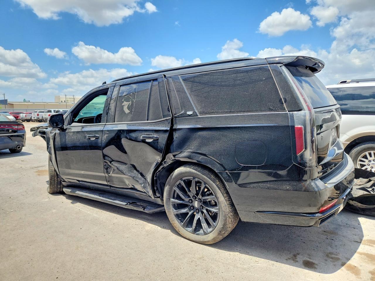 2024 Cadillac Escalade Sport - zdjęcie 2