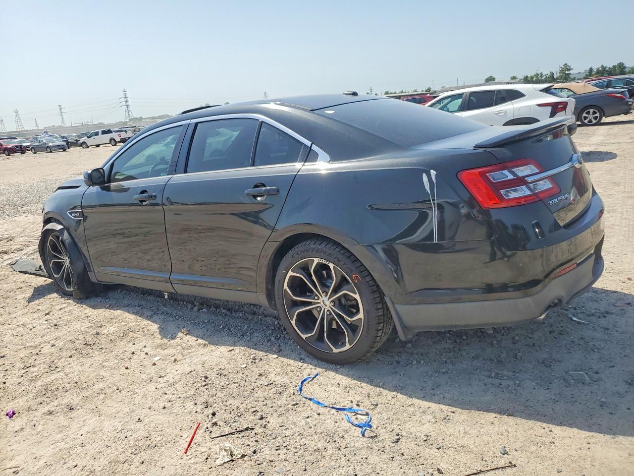 2013 Ford Taurus Sho - zdjęcie 2