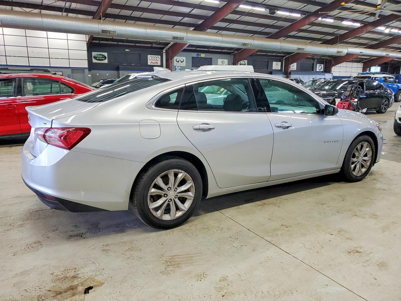 2021 Chevrolet Malibu Lt - zdjęcie 3