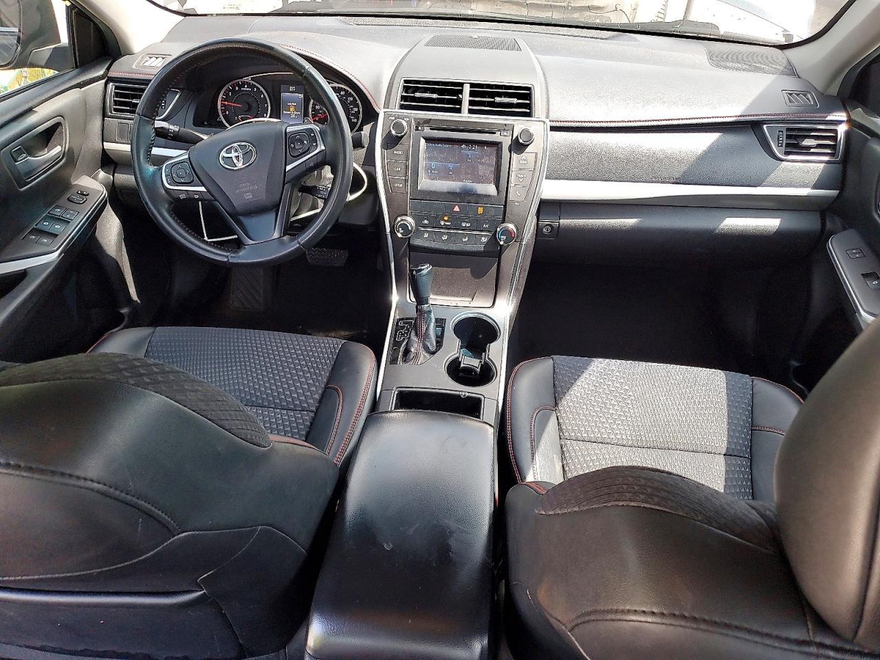 2015 Toyota Camry Se - zdjęcie 8