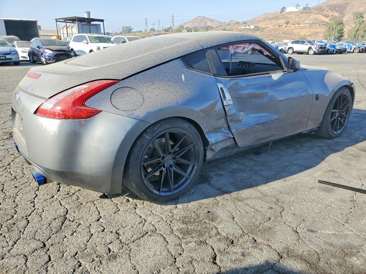 2014 Nissan 370Z Base - zdjęcie 3