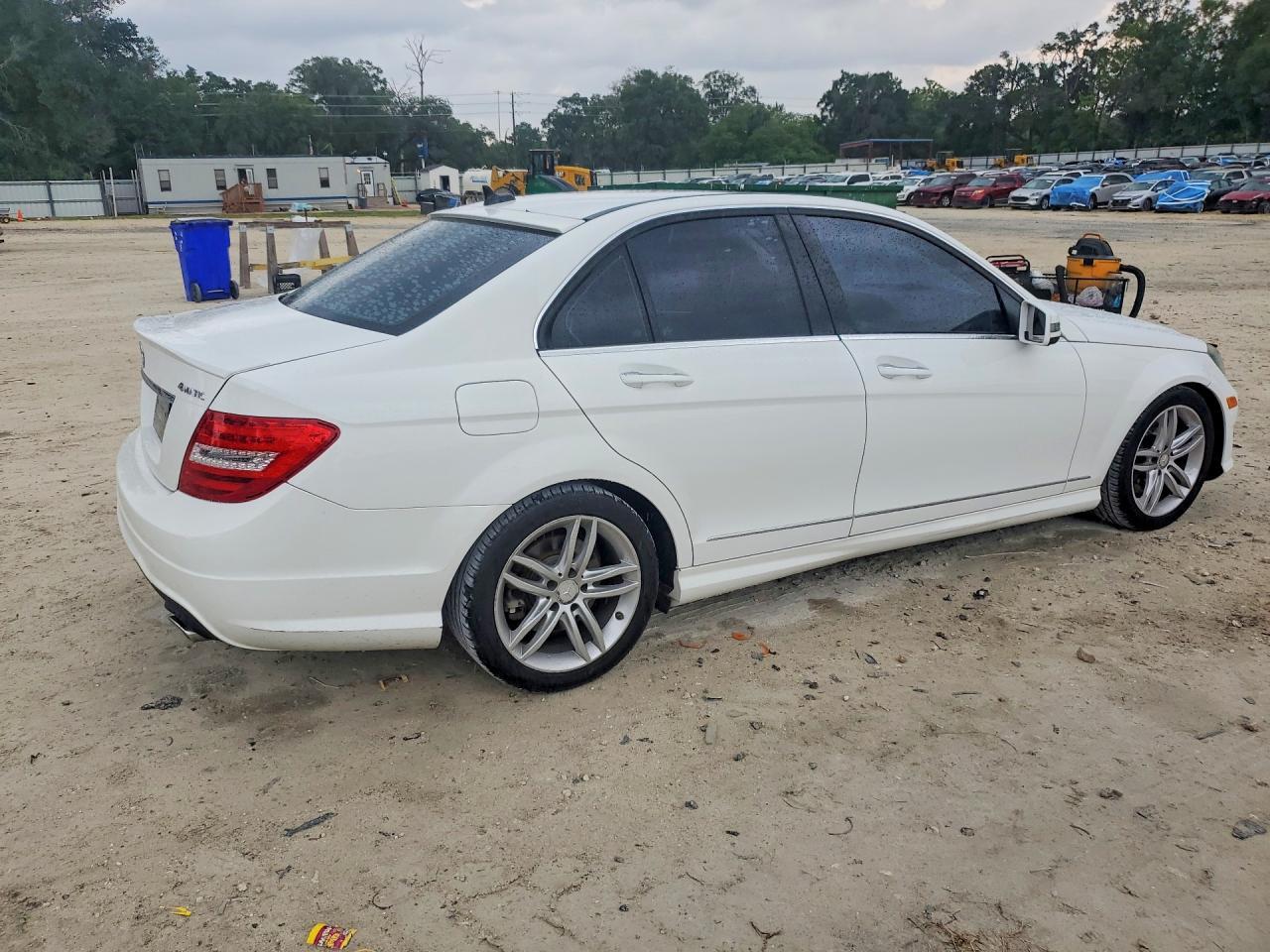 2013 Mercedes-Benz C 300 4Matic - zdjęcie 3