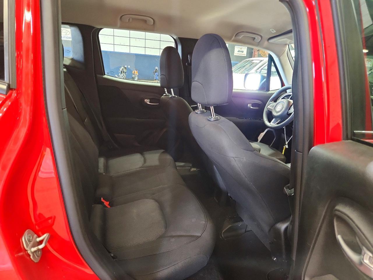 2020 Jeep Renegade Sport - zdjęcie 10