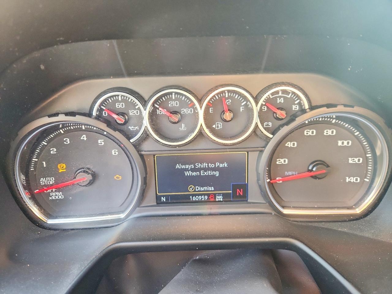 2021 Chevrolet Suburban K1500 Lt - zdjęcie 9