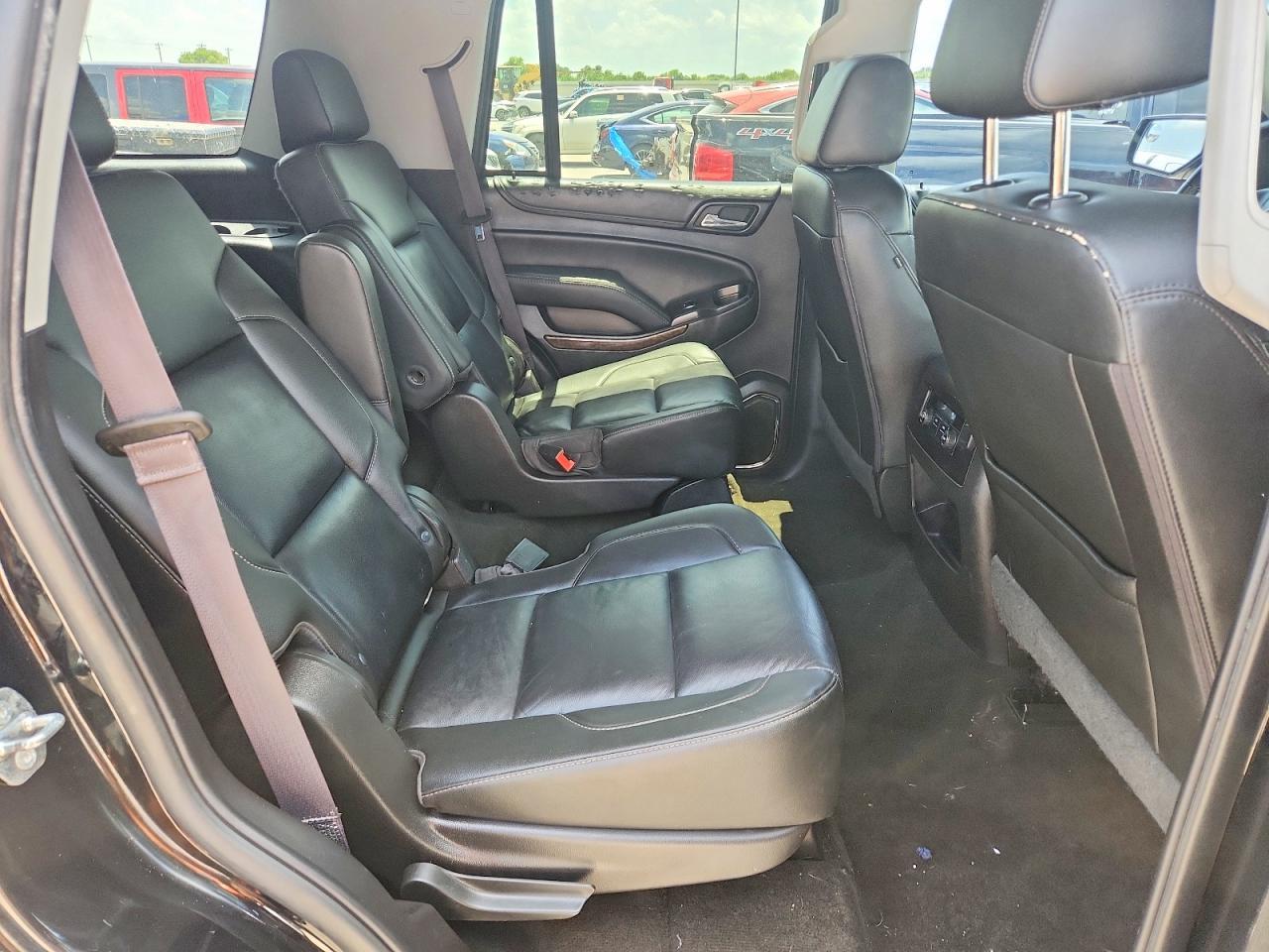 2015 Chevrolet Tahoe C1500 Lt - zdjęcie 10