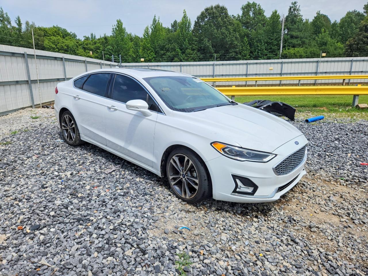 2020 Ford Fusion Titanium - zdjęcie 4