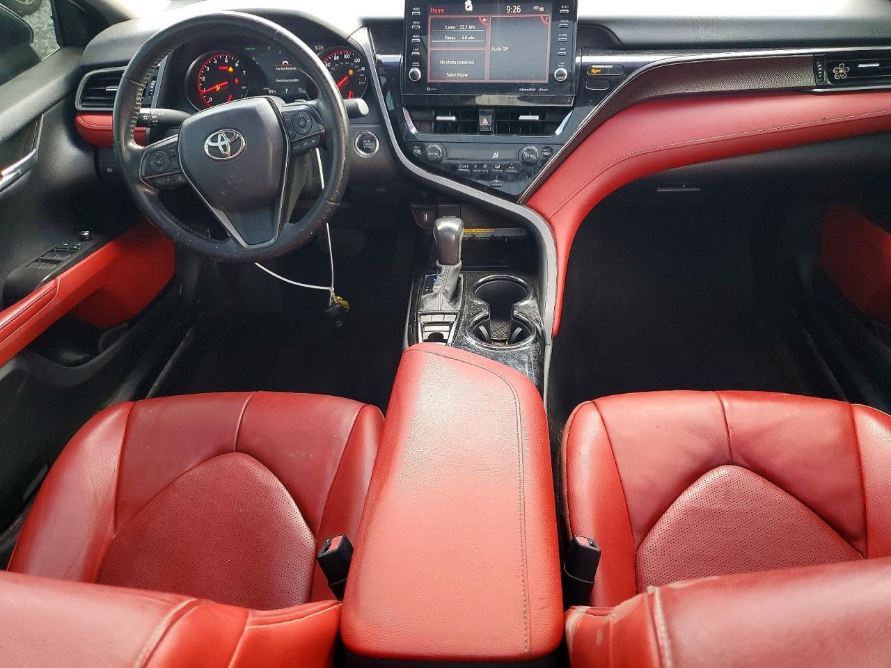 2021 Toyota Camry Xse - zdjęcie 8