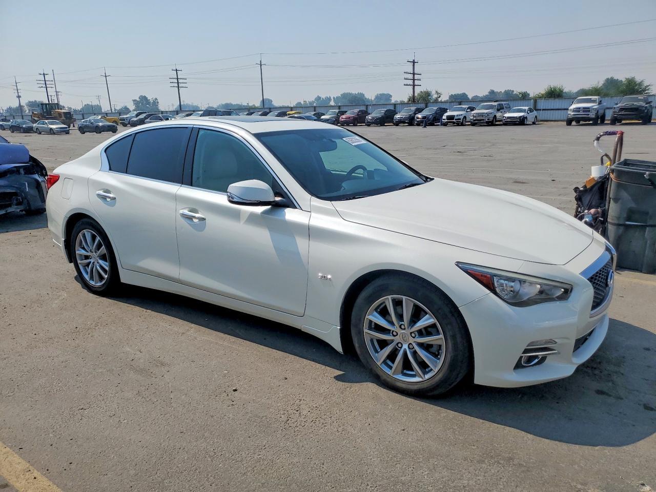 2017 Infiniti Q50 3.0T Premium - zdjęcie 4