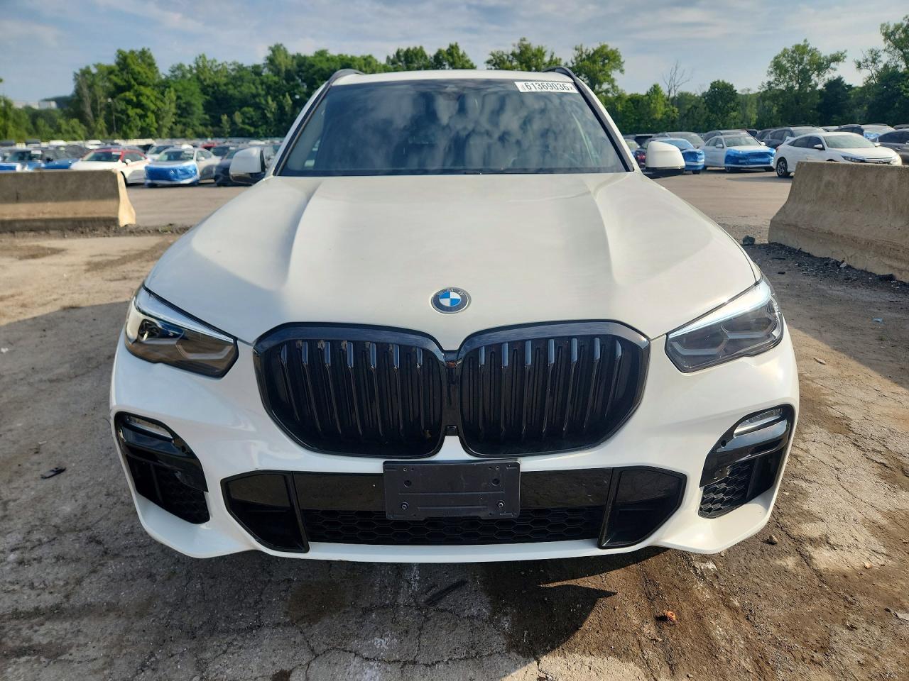 2021 BMW X5 xDrive40I - zdjęcie 5