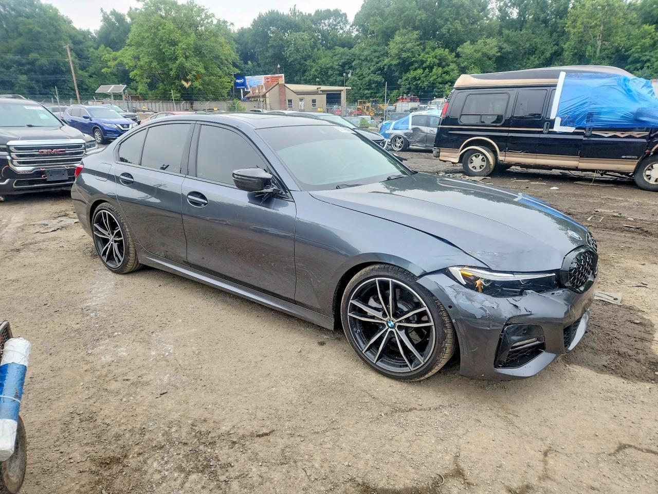 2021 BMW Seria 3 330i - zdjęcie 4