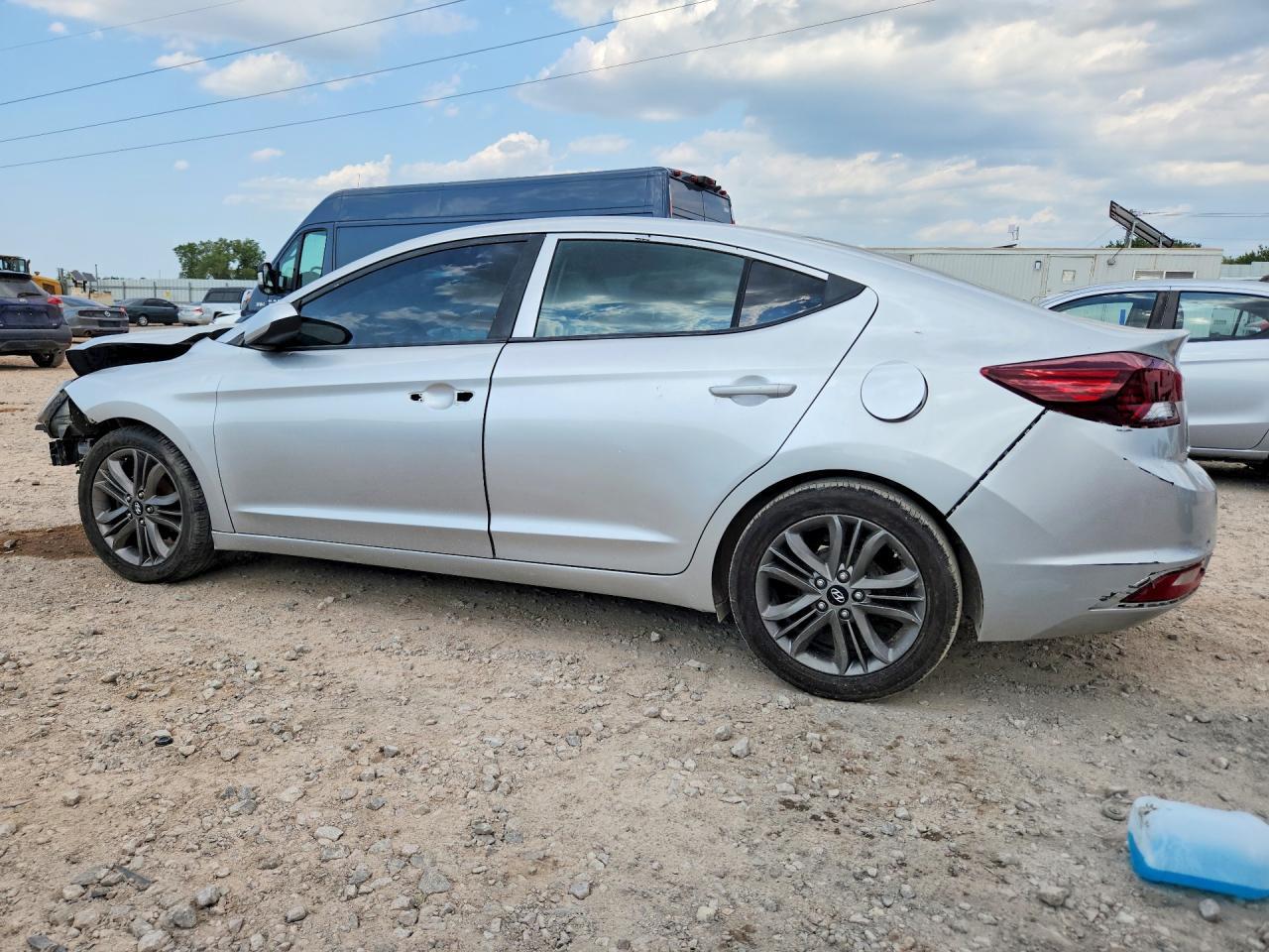 2019 Hyundai Elantra Se - zdjęcie 2