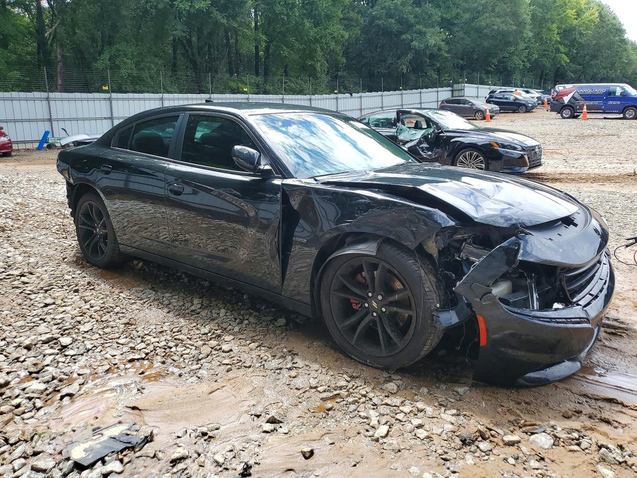 2017 Dodge Charger R/T - zdjęcie 4