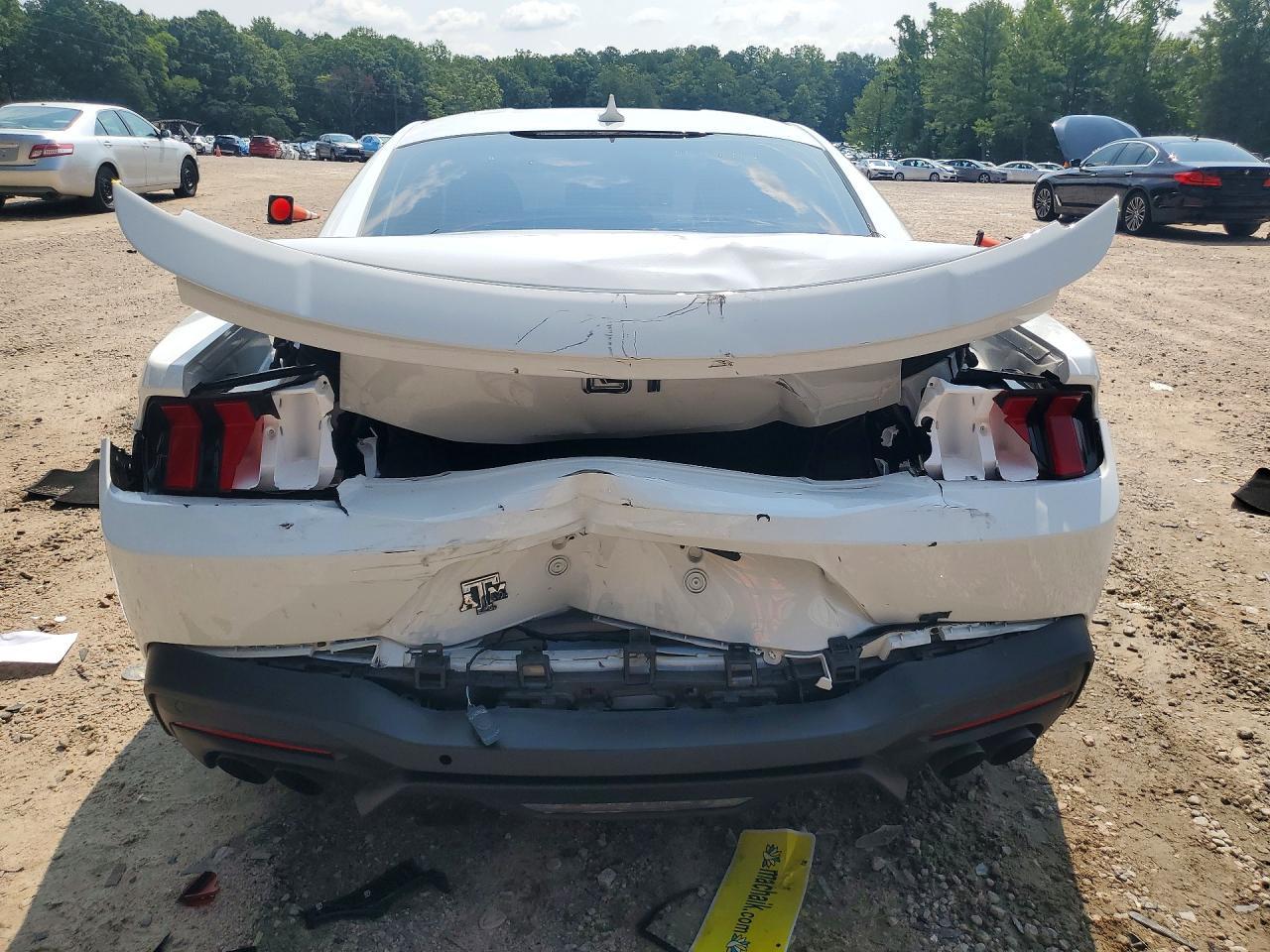 2024 Ford Mustang Gt - zdjęcie 6