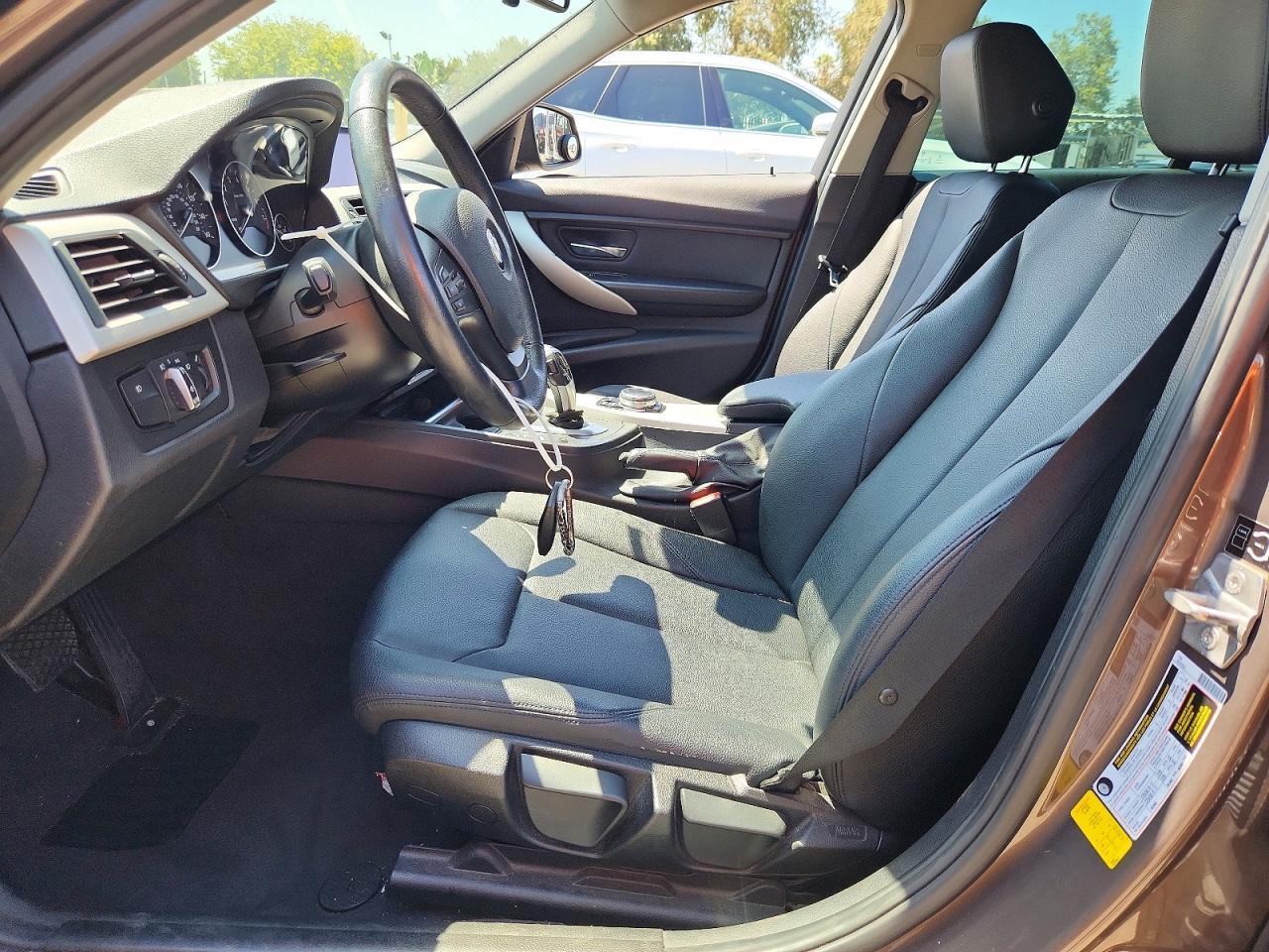 2014 BMW 320 I - zdjęcie 7